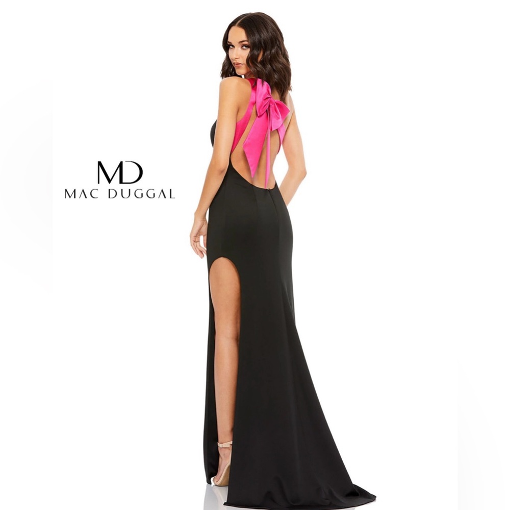 NWT MacDuggal Black Evening Gown With High Slit & Hot Pink Bow
